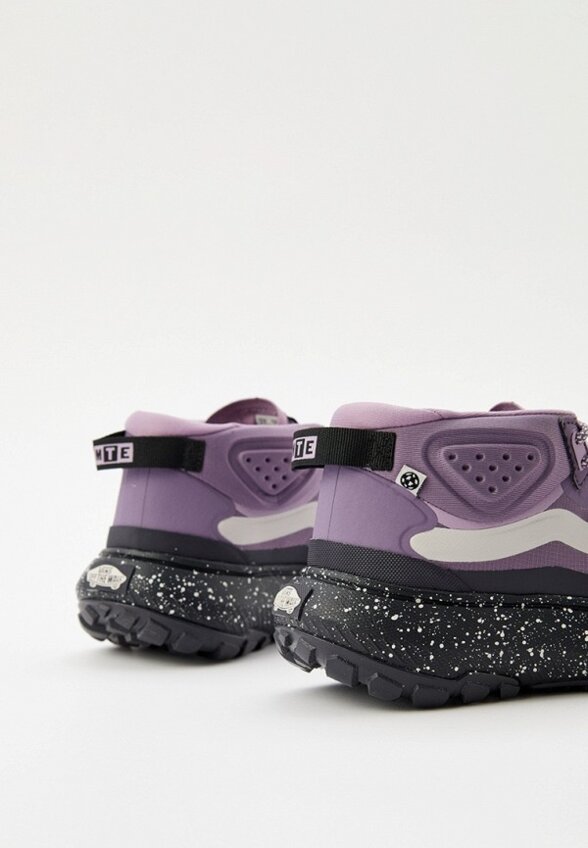 Кроссовки Vans