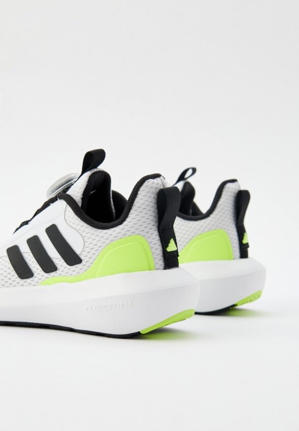 Кроссовки adidas