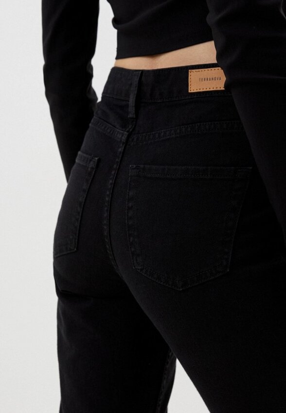 Джинсы Terranova