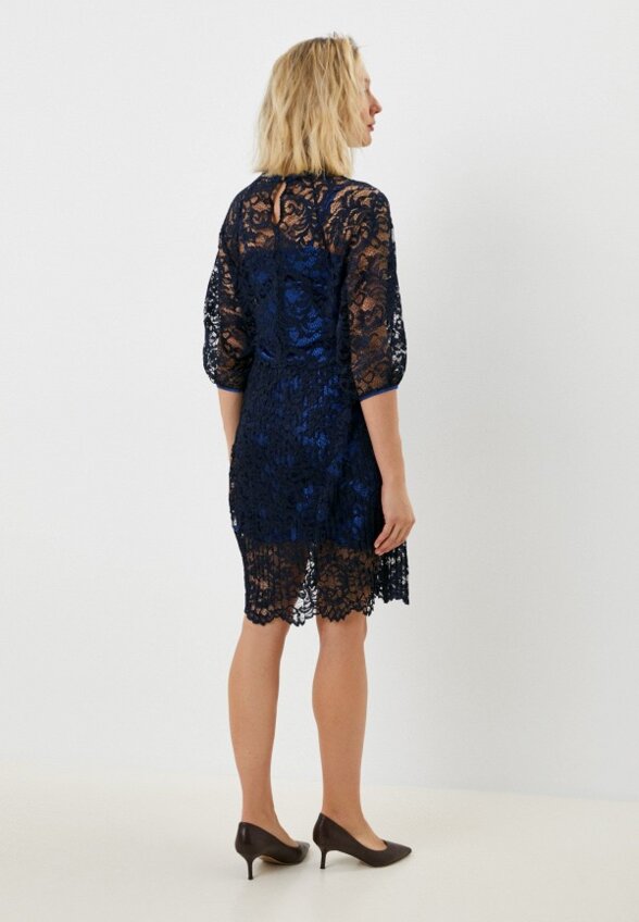 Платье MadaM T