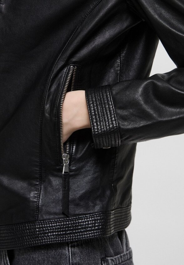 Куртка кожаная Blouson