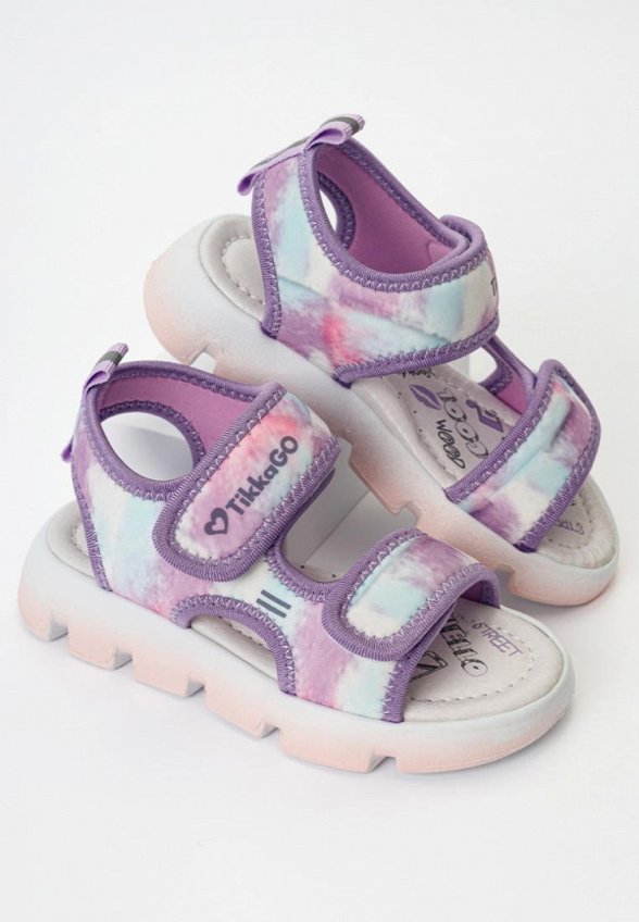 Сандалии Tikkago