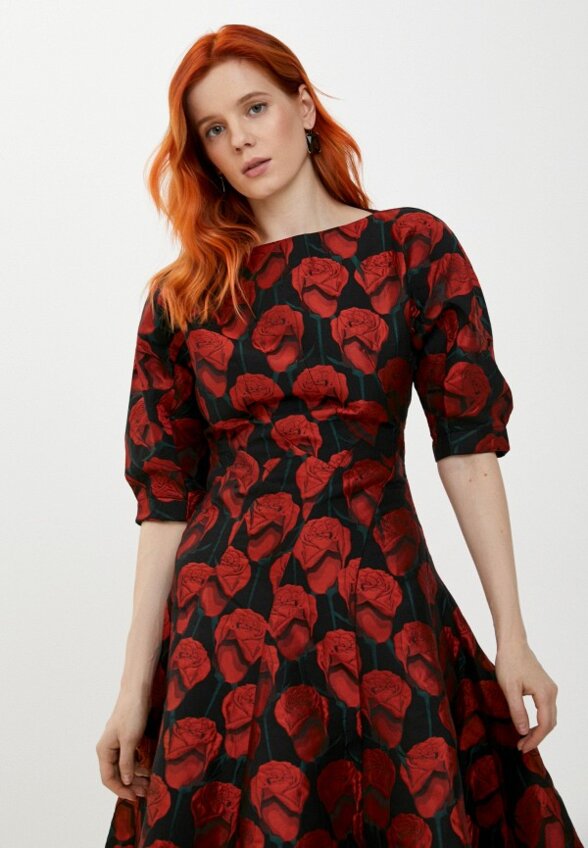 Платье MadaM T