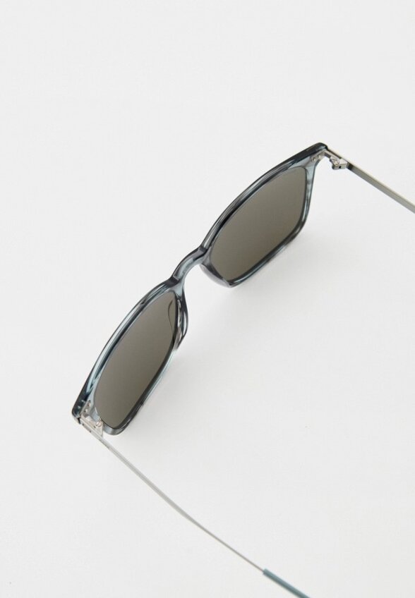 Очки солнцезащитные Boss