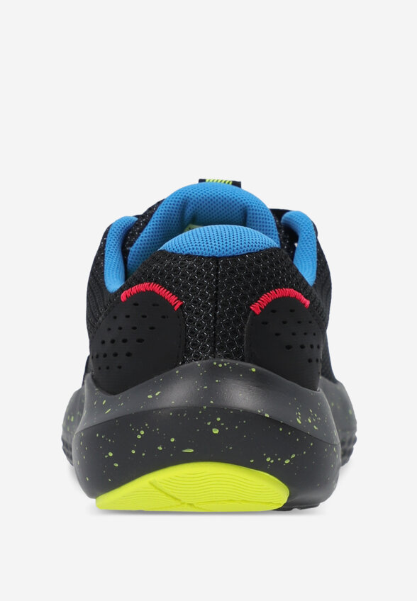 Кроссовки для мальчиков Under Armour BGS Surge 4, Черный