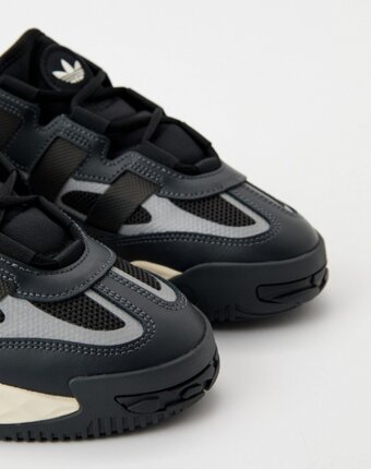 Кроссовки adidas Originals женщинам