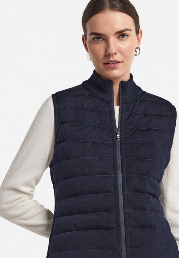 Жилет утепленный Falconeri