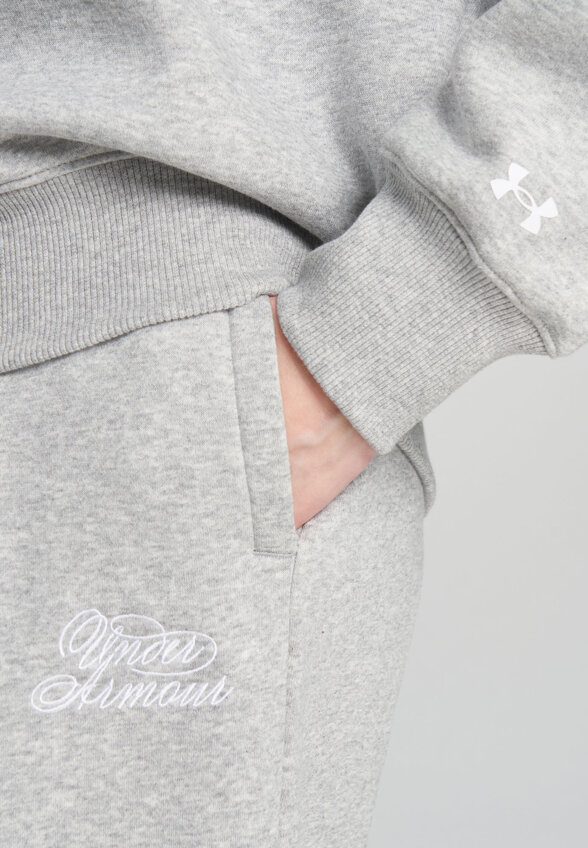 Свитшот женский оверсайз Under Armour Rival Flc OS Varsity Crew, Серый