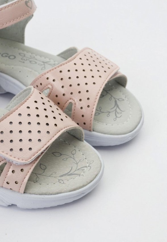 Сандалии Tikkago