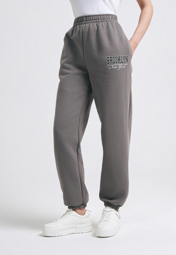 Брюки спортивные Твое