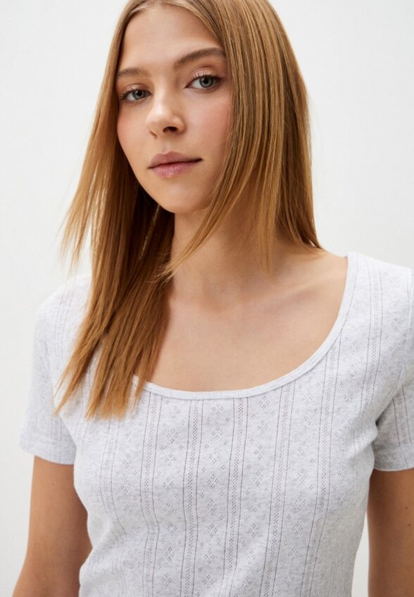 Футболка Zarina