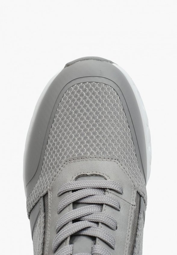 Кроссовки Caprice