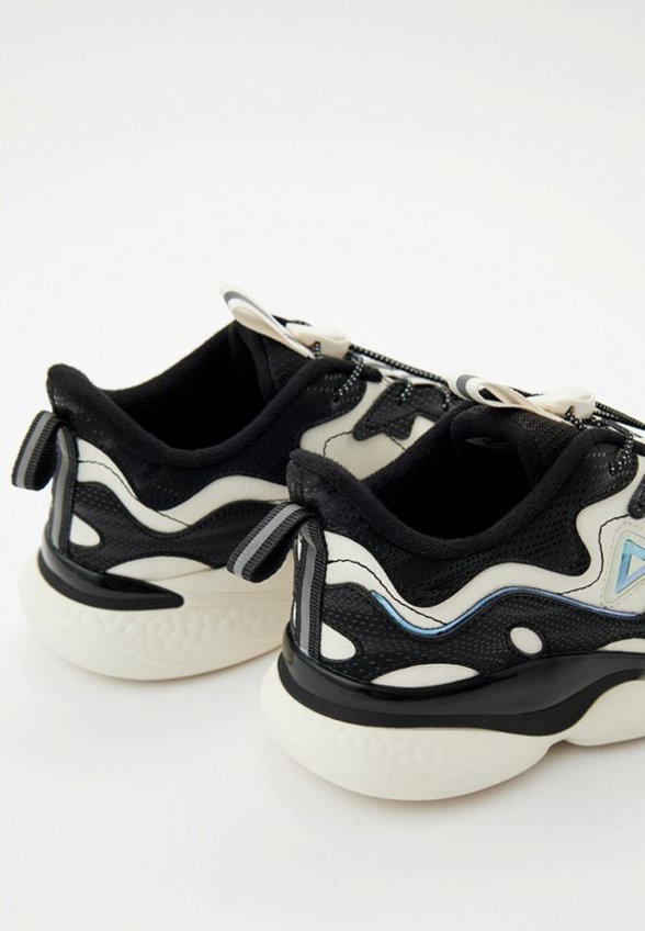 Кроссовки Peak