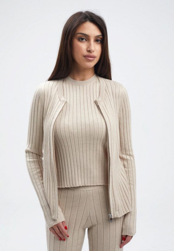 Костюм Manera Odevatca