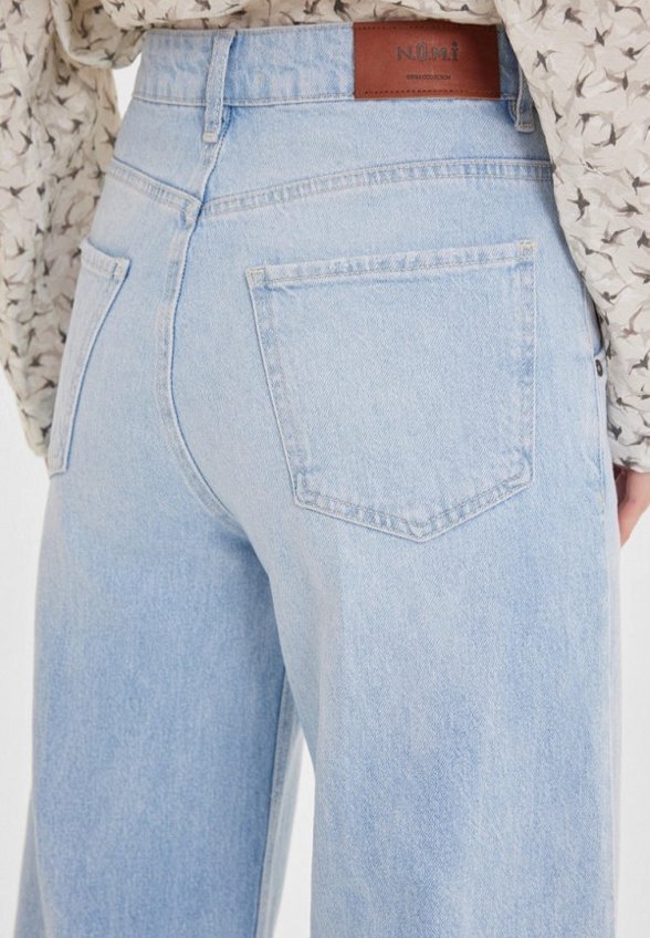 Джинсы N.O.M.I