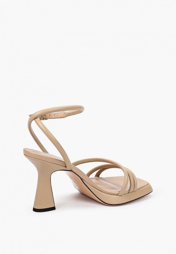 Босоножки Basconi