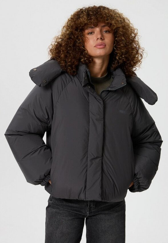 Пуховик Feelz