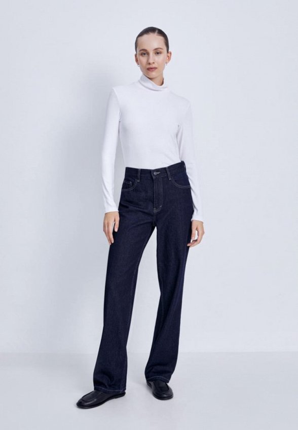 Джинсы Finn Flare