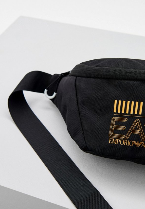 Сумка поясная EA7