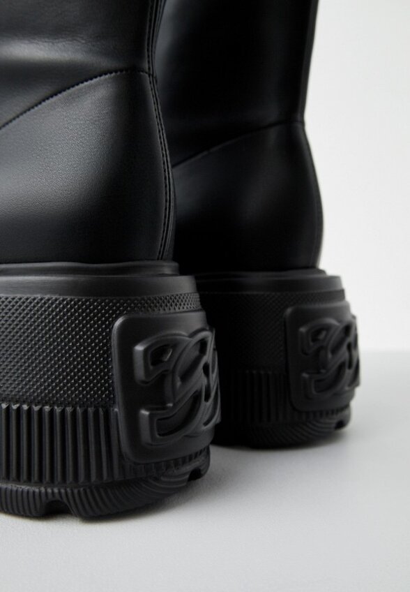 Ботильоны Casadei