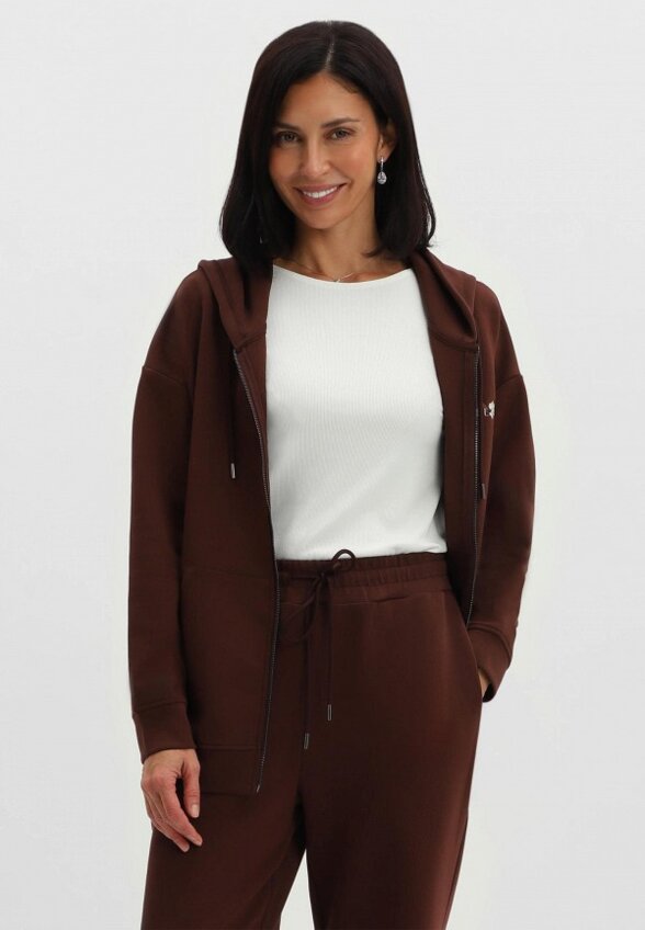 Толстовка Nominee