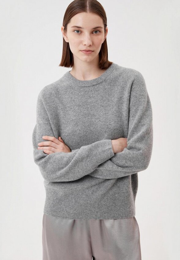 Джемпер Bstatement