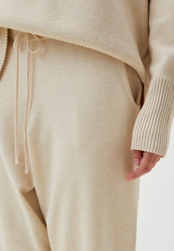 Брюки спортивные Good Wife