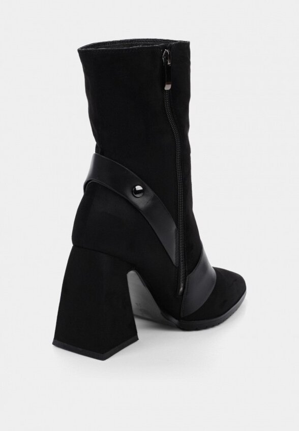 Ботильоны Llevv Group