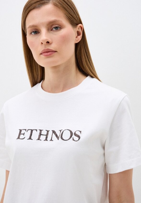 Футболка Zarina