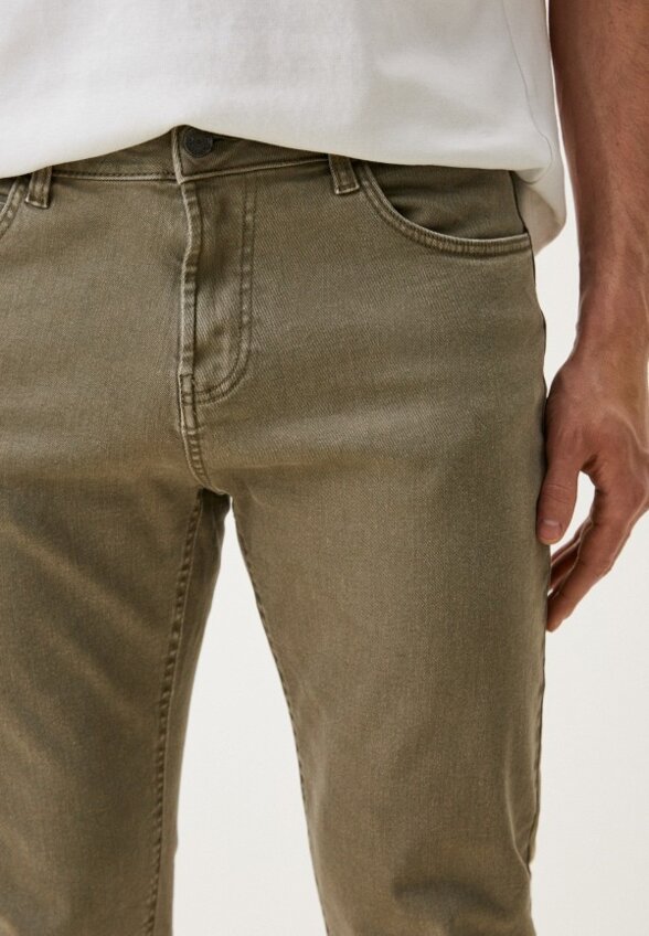 Джинсы Colin's