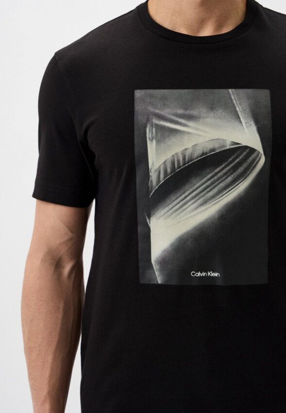 Футболка Calvin Klein