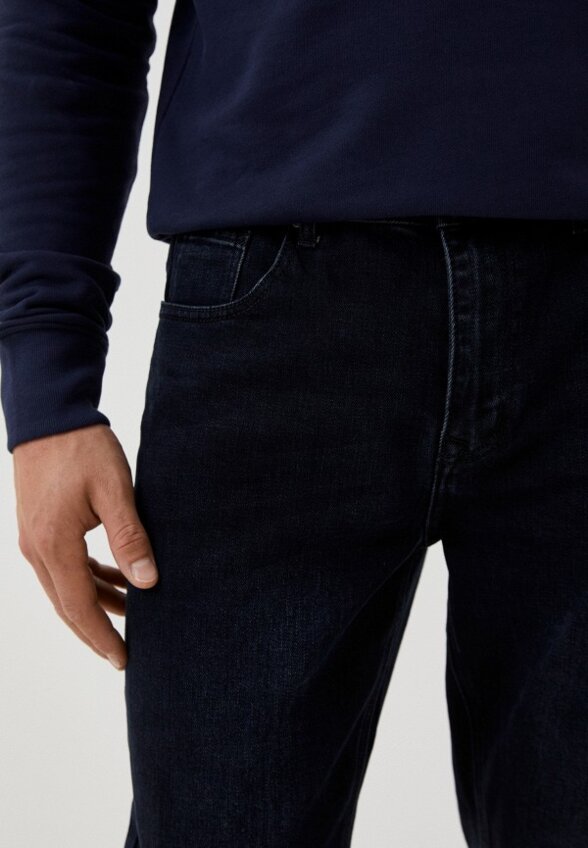 Джинсы Mossmore