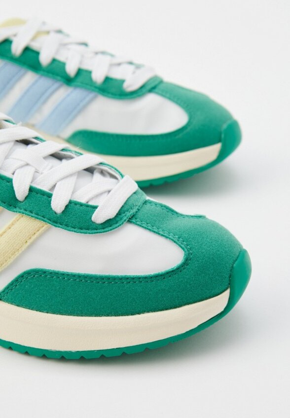 Кроссовки adidas