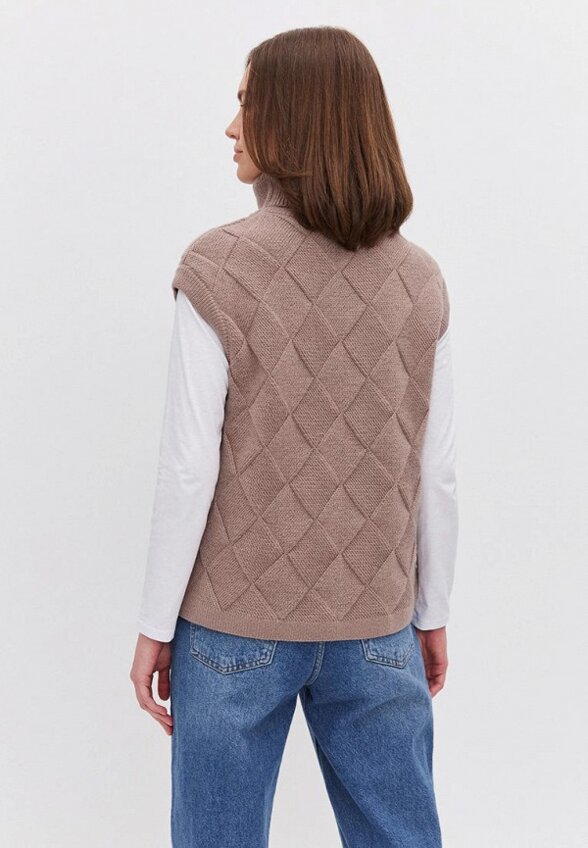 Жилет 99Colorspace