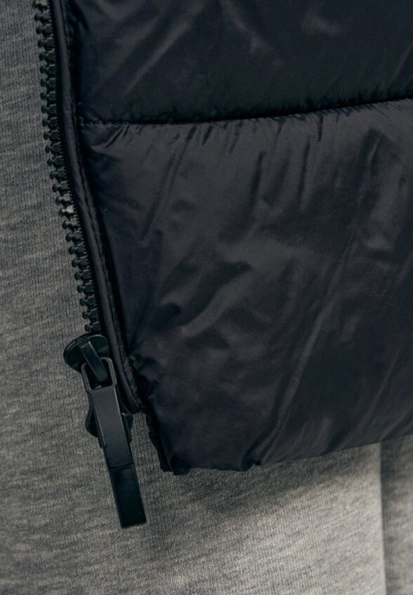 Пуховик Твое