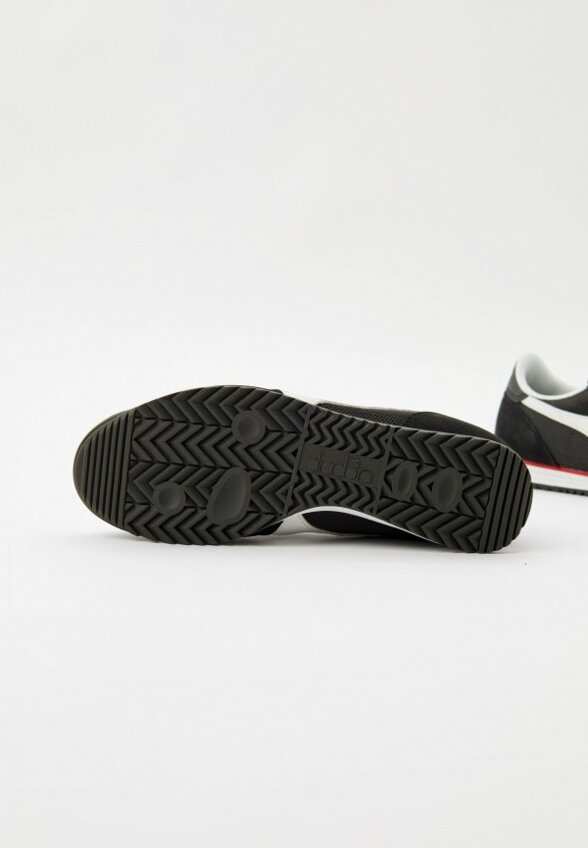 Кроссовки Diadora