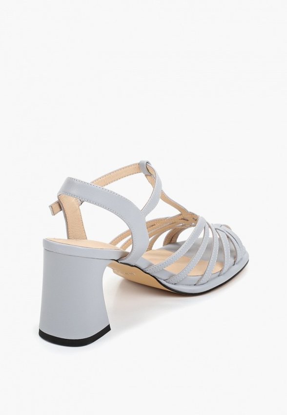 Босоножки Covani