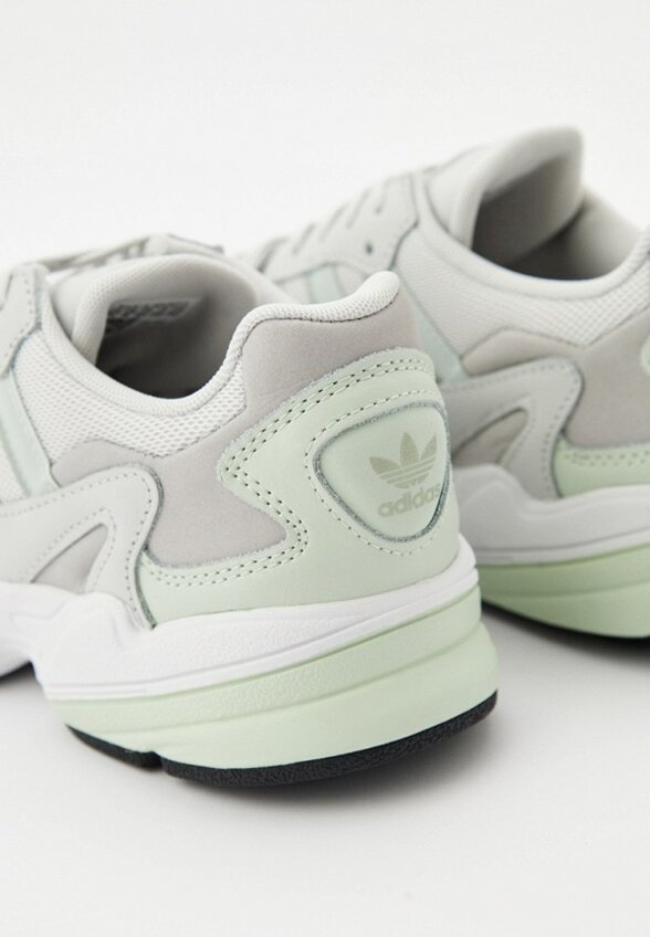 Кроссовки adidas Originals