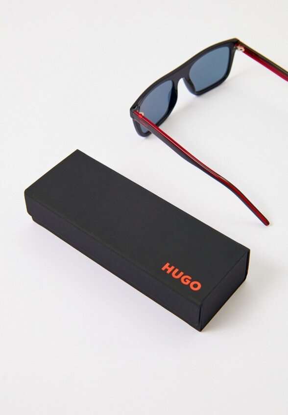 Очки солнцезащитные Hugo