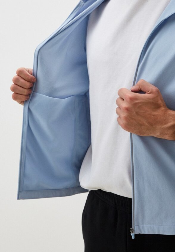 Ветровка Anta