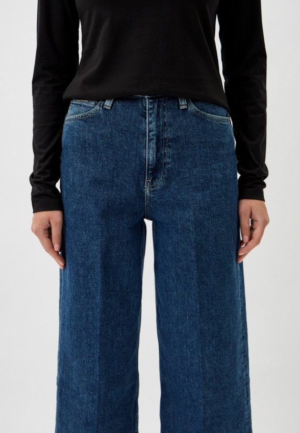 Джинсы Calvin Klein