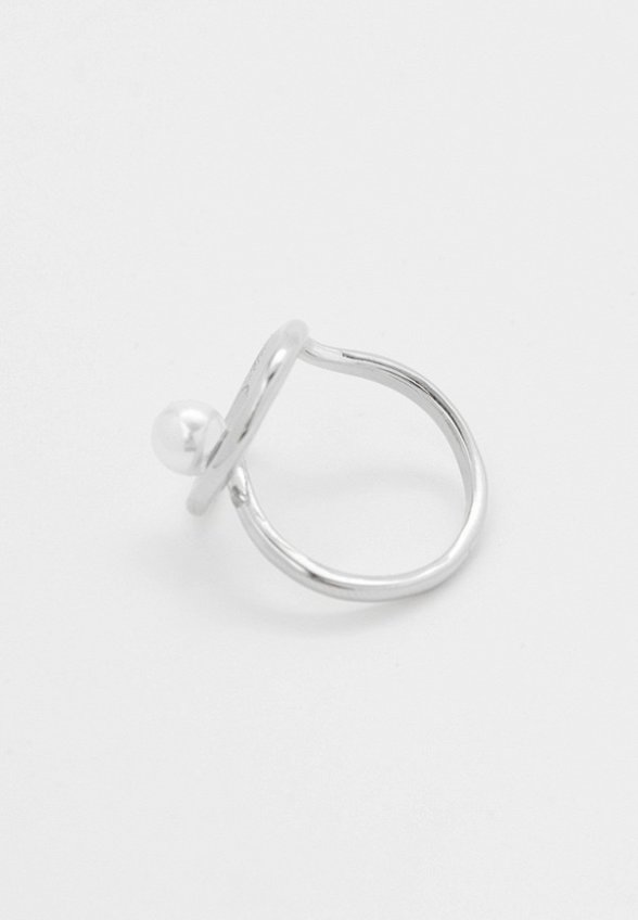 Кольцо Bocciolo