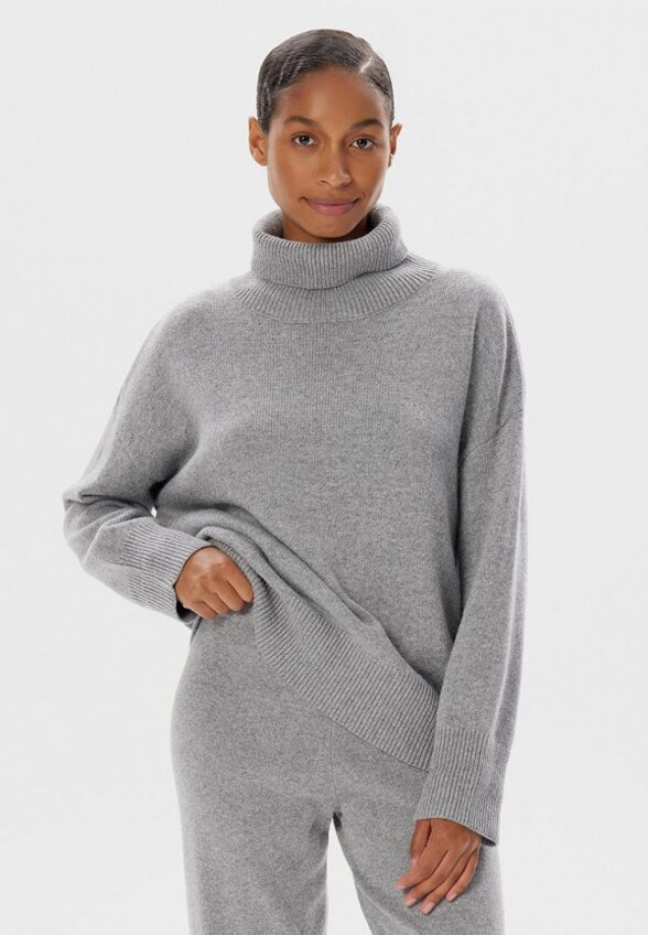 Свитер Evdokia