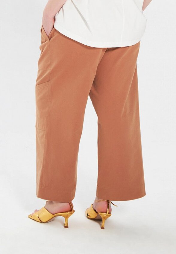 Брюки Lessismore