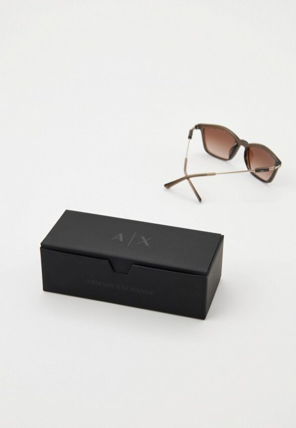 Очки солнцезащитные Armani Exchange