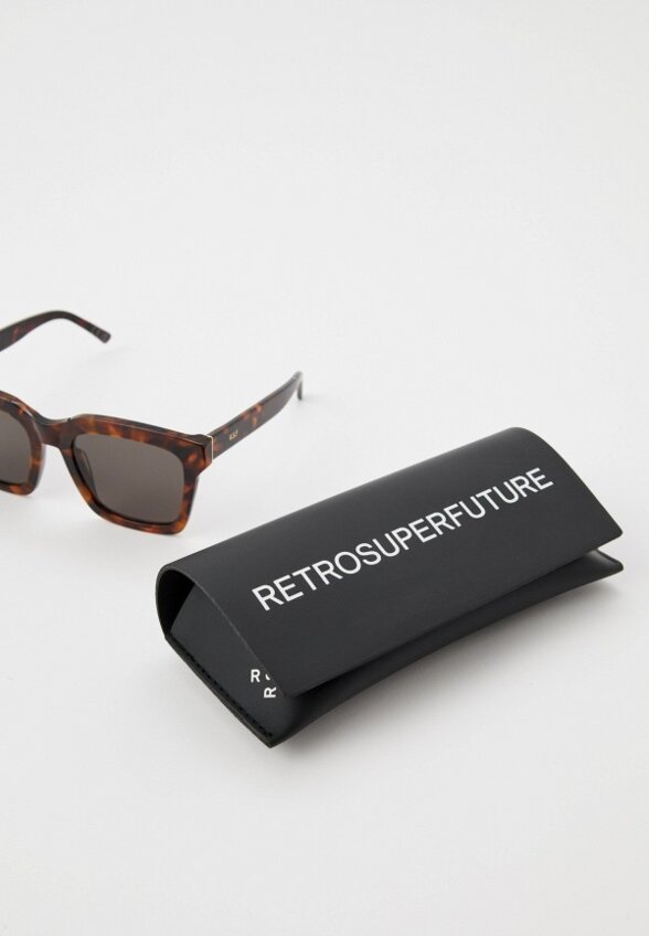 Очки солнцезащитные Retrosuperfuture