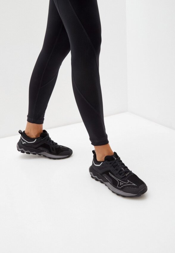 Кроссовки Mizuno