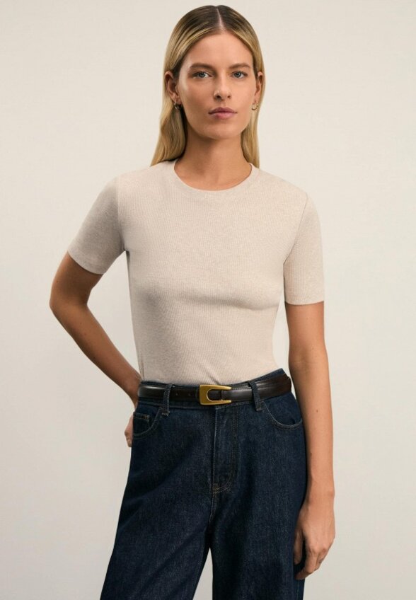 Футболка Zarina