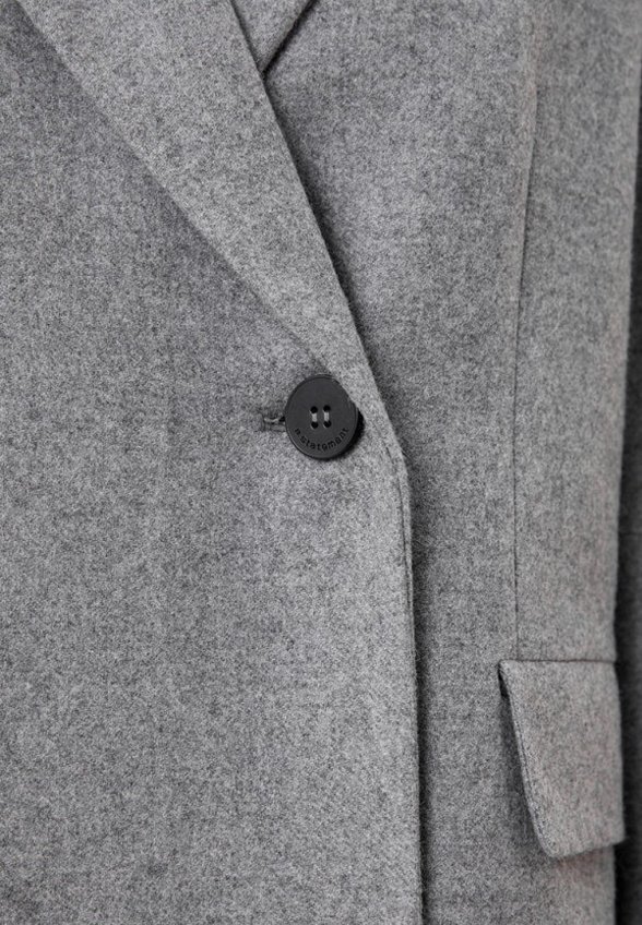 Жакет Bstatement