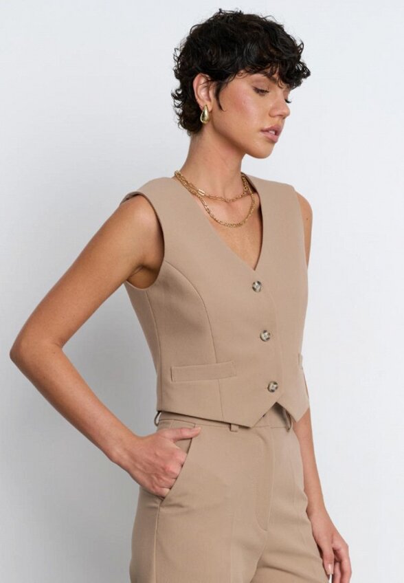 Жилет Darsi.studio